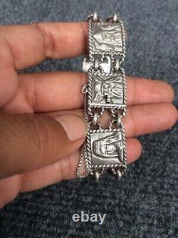 Beautiful Vtg signed Viking soldier silver links panel Bracelet