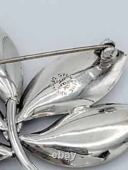 Denmark Designer Aarre Krogh A&K Sterling Silver 5 Leaf Brooch Pendant 1950s
