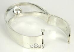 Kaunis Koru Finland Modernist 925 Sterling Silver Hinged Bangle Bracelet Vintage