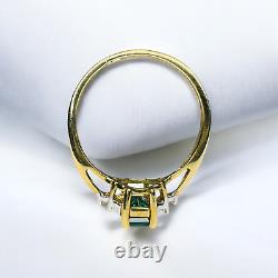 VINTAGE- 10k Gold Emerald Ring- Size 7 -Emerald Diamond Accent Ring -1.3g